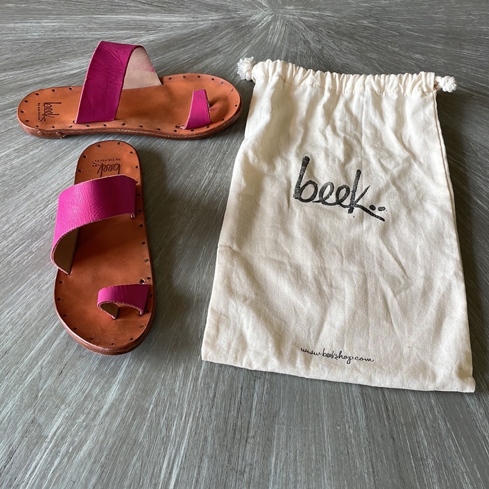 Beek Finch Leather Toe Ring Sandals